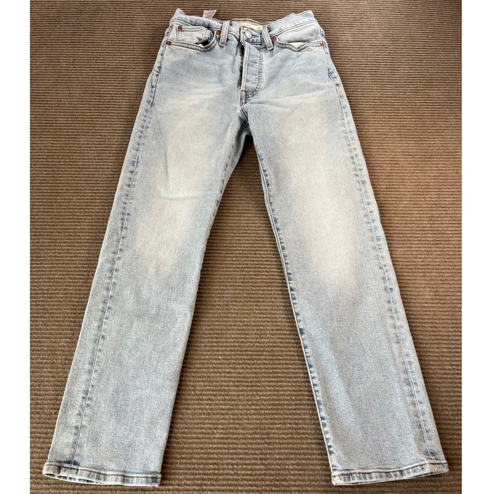 Levis Womens Wedgie Straight Jeans Light Wash High Rise Button Fly 27 Classic
